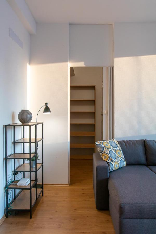 אוסטרבה Yellow Apartment מראה חיצוני תמונה