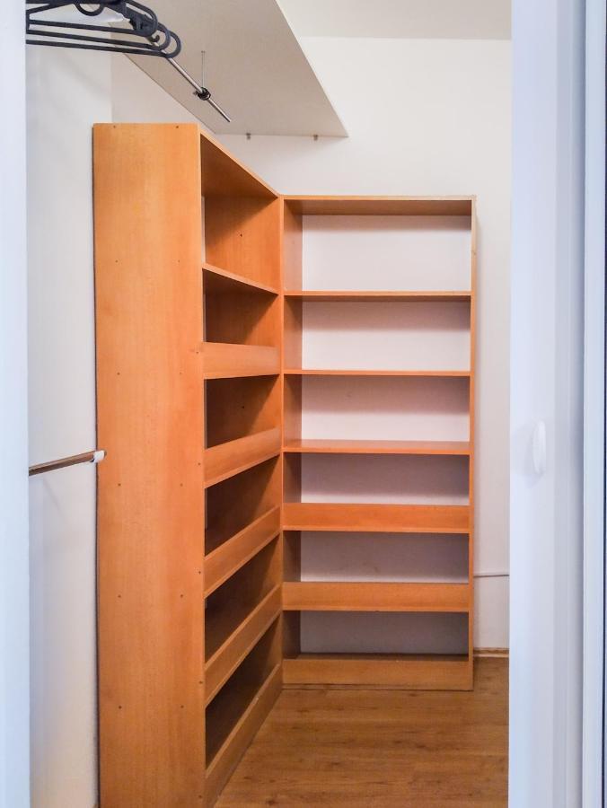 אוסטרבה Yellow Apartment מראה חיצוני תמונה